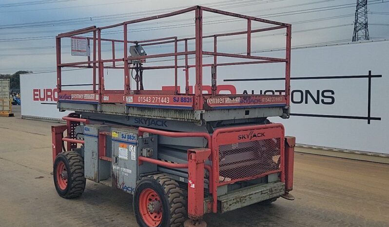 2010 SkyJack SJ8831 Manlifts For Auction: Leeds -27th, 28th, 29th, 30th November 24 @ 8:00am full