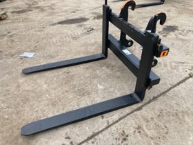 QUICKE TELEHANDLER PALLET FORKS ON CAT TH BRACKETS 1,250 + VAT