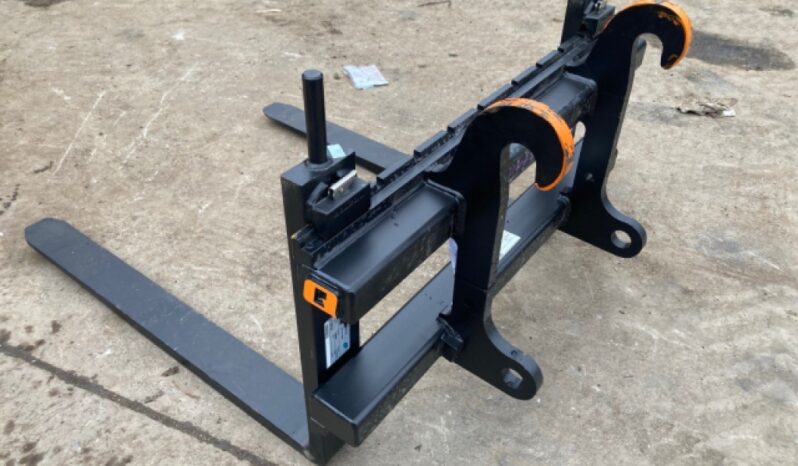 QUICKE TELEHANDLER PALLET FORKS ON CAT TH BRACKETS 1,250 + VAT full