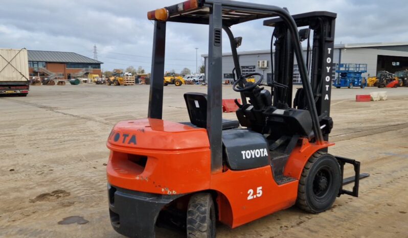 Toyota 02-7FDF25 Forklifts For Auction: Leeds -27th, 28th, 29th, 30th November 24 @ 8:00am full