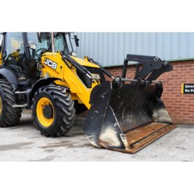 2024 3CX Sitemaster Plus, 81KW/109HP Engine, Advanced Easy Controls, Backhoe Loader. full