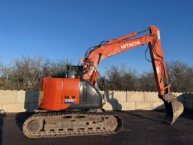 Hitachi ZX135 full