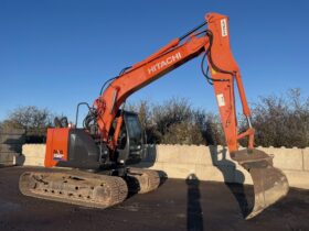 Hitachi ZX135 full