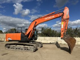 Hitachi ZX210 LC-6 full