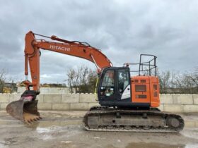 Hitachi ZX225USLC-6