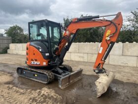 Hitachi ZX33U full