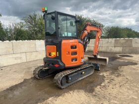 Hitachi ZX33U full