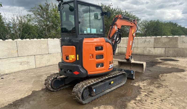 Hitachi ZX33U full