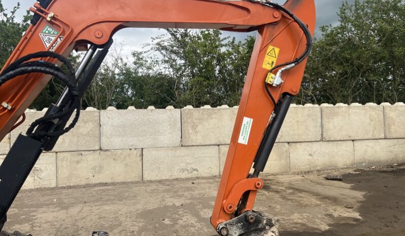 Hitachi ZX33U full