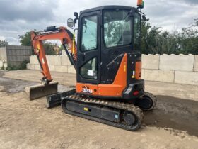 Hitachi ZX33U full