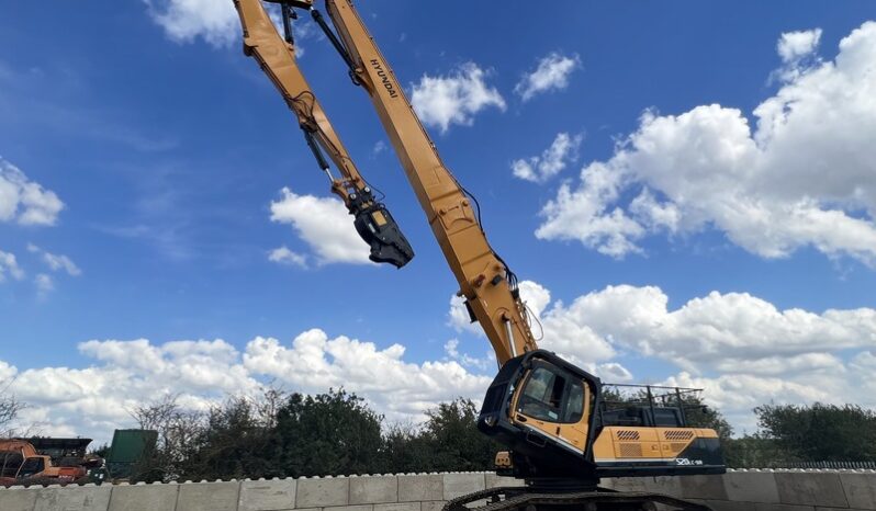 Hyundai R520LC-9A 28m HIGH REACH DEMOLITION EXCAVATOR full