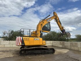 JCB JS220 LC full