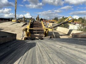 Keestrack Frontier Tracked 3 Way Screener full