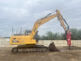 Liugong CLG 922E Bucket and Breaker included full