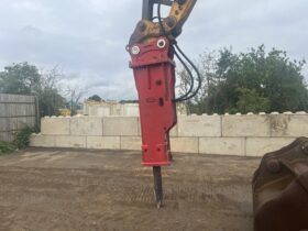 Liugong CLG 922E Bucket and Breaker included full