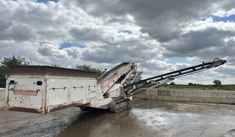 METSO Lokotrack ST352 3 Way screener full