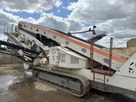 METSO Lokotrack ST352 3 Way screener full