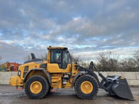 Volvo L90H (New Tyres & New Bucket) full