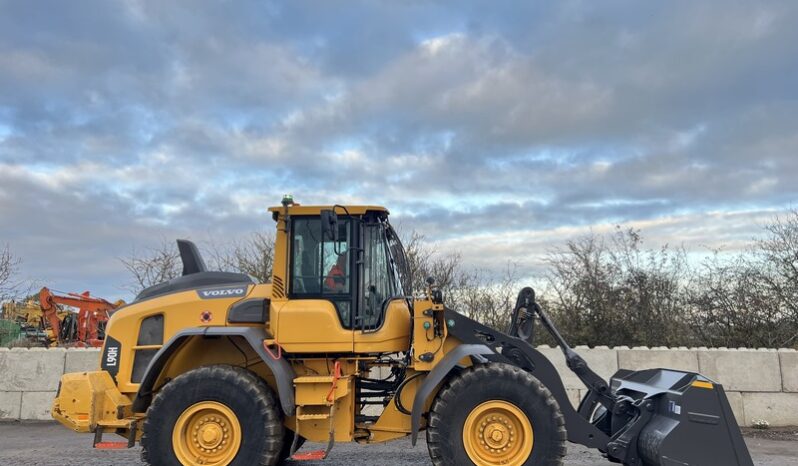 Volvo L90H (New Tyres & New Bucket) full