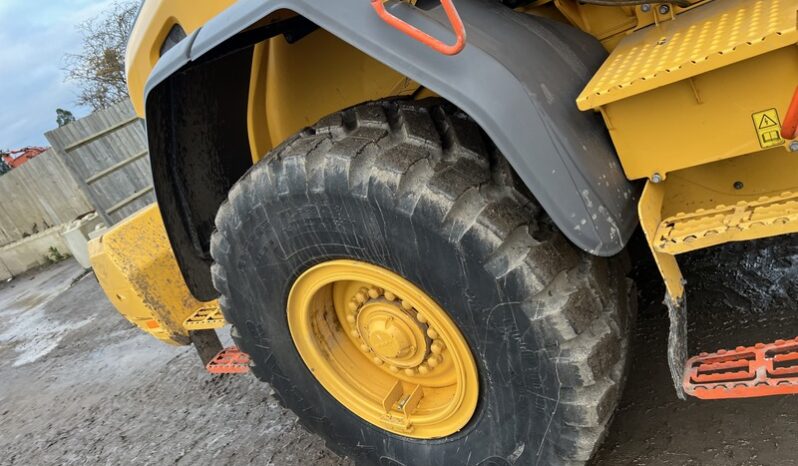 Volvo L90H (New Tyres & New Bucket) full