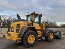 Volvo L90H (New Tyres & New Bucket) full