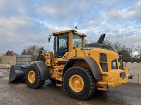 Volvo L90H (New Tyres & New Bucket) full