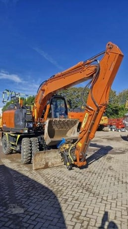 2021 HITACHI ZX140W-6 £87500