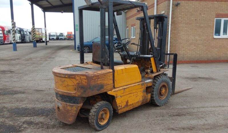 2024 KOMATSU FD28-8 FORKLIFT For Auction on 2024-12-10 For Auction on 2024-12-10 full