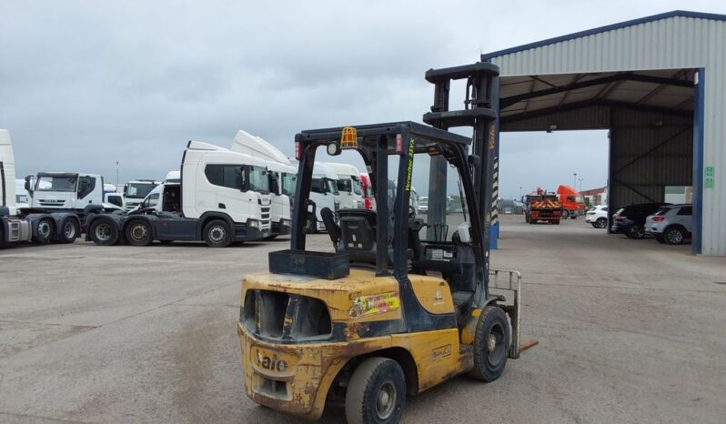 2011 YALE GDP35VX FORKLIFT For Auction on 2024-12-10 For Auction on 2024-12-10 full