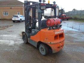 2014 DOOSAN G33P-5 FORKLIFT For Auction on 2024-12-10 For Auction on 2024-12-10 full