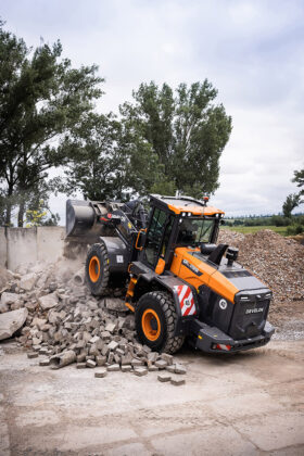 New 2024 Develon DL200-7 Wheeled Loaders full