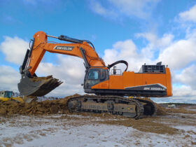 New 2024 Develon DX1000LC-7 Tracked Excavators