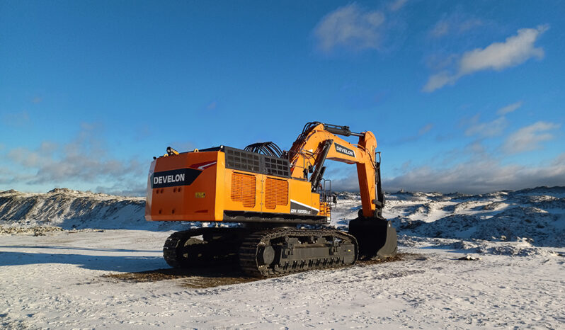 New 2024 Develon DX1000LC-7 Tracked Excavators full