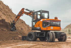 New 2024 Develon DX100W-7 Wheeled Excavators