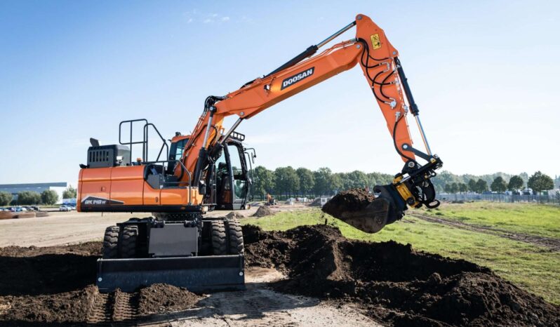 New 2024 Develon DX140W-7 Wheeled Excavators full