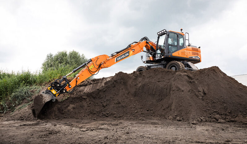 New 2024 Develon DX170W-7 Wheeled Excavators full