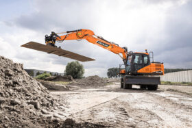 New 2024 Develon DX170W-7 Wheeled Excavators full