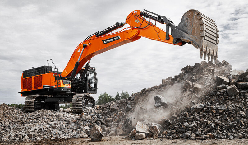 New 2024 Develon DX800LC-7 Tracked Excavators