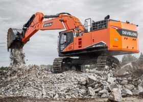 New 2024 Develon DX800LC-7 Tracked Excavators full