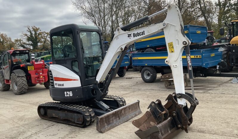 BOBCAT E26 full