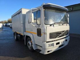 2005 VOLVO FL 7.5 Tonne Rigid Curtain sider with 2020 Pramac GSW 110KVA Generator For Auction on 2024-12-04 For Auction on 2024-12-04 full