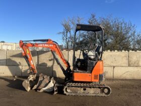 Hitachi ZX19 U-5A YR full