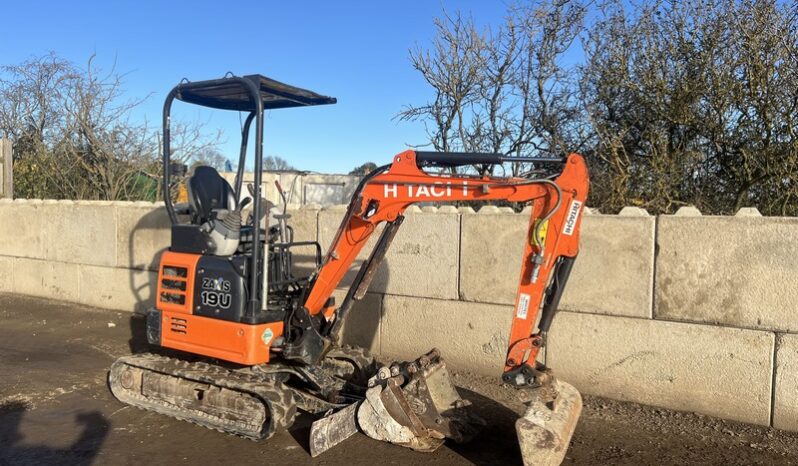 Hitachi ZX19 U-5A YR full