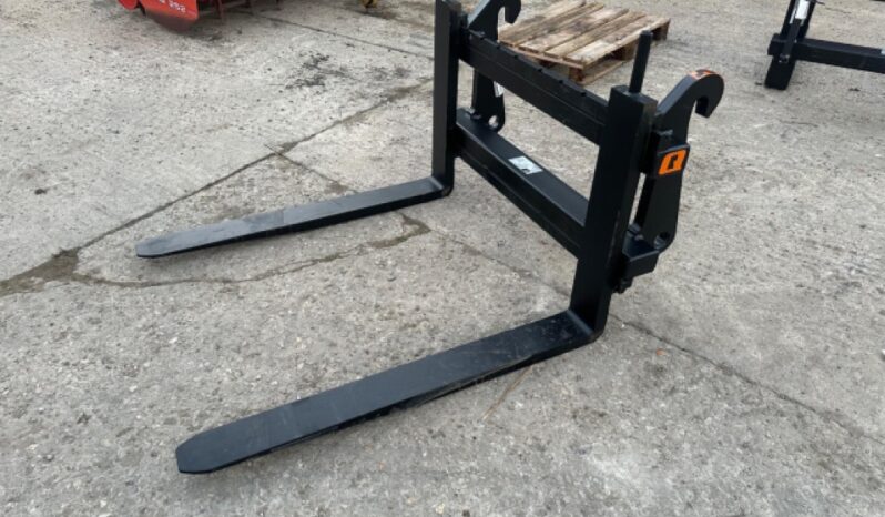 QUICKE TELEHANDLER PALLET FORKS ON KRAMER BRACKETS 1,375 + VAT