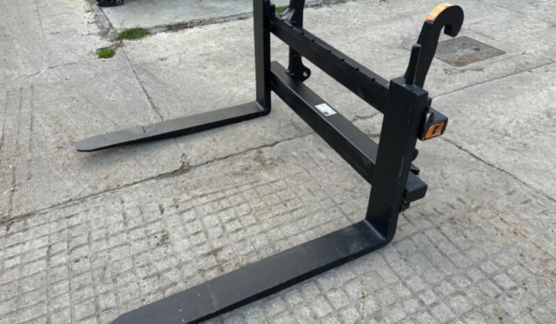 QUICKE PALLET FORKS ON Q-FIT (HEAVY DUTY) 1,650 + VAT full