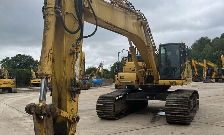 Komatsu PC490LC-11 Excavator full