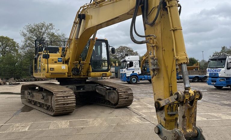 Komatsu PC490LC-11 Excavator full