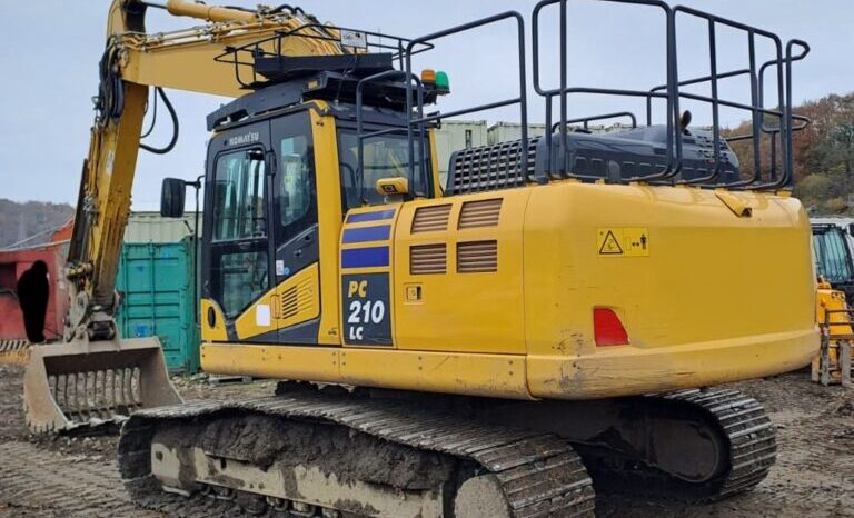 2021 Komatsu PC210 LC-11E0 | Year 2021 | Hours Circa 3,722 full