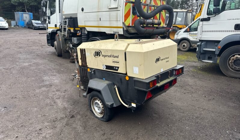 2010 INGERSOLL RAND R1090F  For Auction on 2025-01-28 at 09:30 full