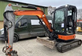 FOR AUCTION:  2019 Hitachi ZX33U-6 rubber tracked hydraulic mini excavator – ENDING 2025-01-08